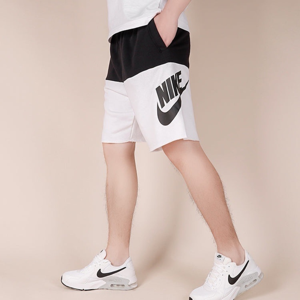 Nike Men's Black and White Shorts